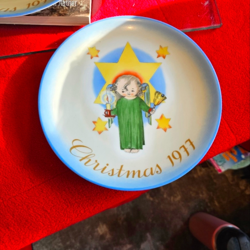 Vintage Hummel Christmas Plate